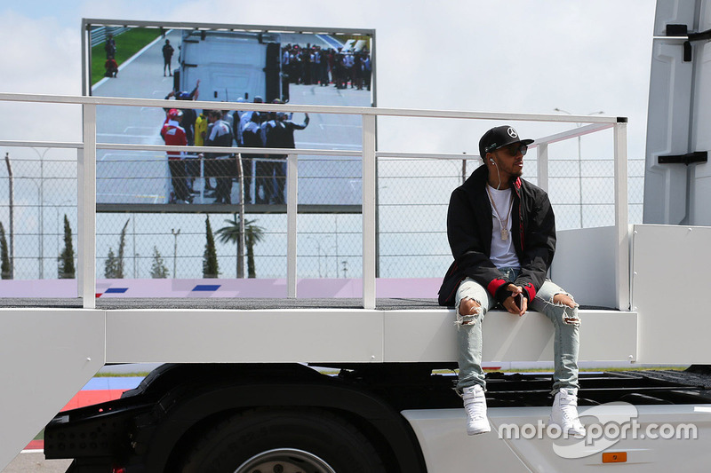 Lewis Hamilton, Mercedes AMG F1 Team durante el desfile de pilotos