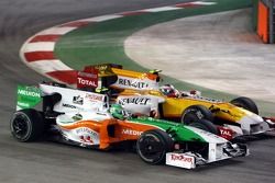 Giancarlo Fisichella, Scuderia Ferrari and Romain Grosjean, Renault F1 Team