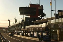 Mount Panorama pit lane