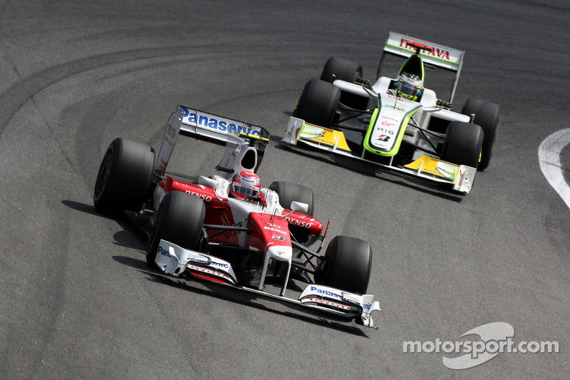 Kamui Kobayashi, Test Driver, Toyota F1 Team and Jenson Button, Brawn GP