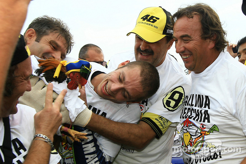 Campeón 2009 de MotoGP Valentino Rossi, Fiat Yamaha Team celebra