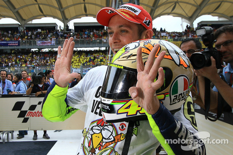 Campeón 2009 de MotoGP Valentino Rossi, Fiat Yamaha Team celebra