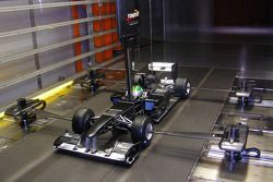 Модель Lotus F1 Racing в аэродинамической трубе