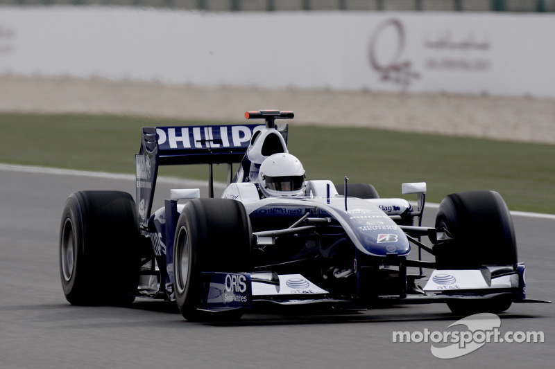His Highness Sheikh Khalid bin Hamad Al-Thani of Qatar test drives the Williams-Toyota FW31