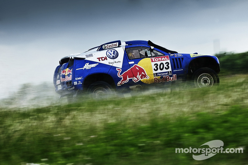 Volkswagen Race Touareg 2 #303 Volkswagen: Carlos Sainz y Lucas Cruz Senra