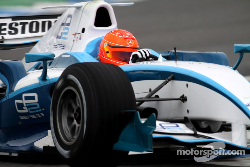 Michael Schumacher prueba un coche de la GP2