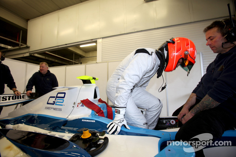 Michael Schumacher teste une GP2
