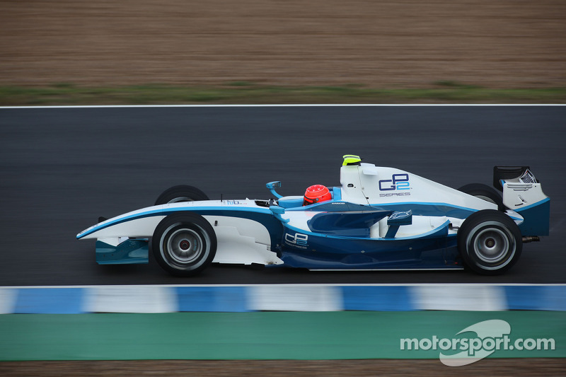Michael Schumacher prueba un coche de la GP2