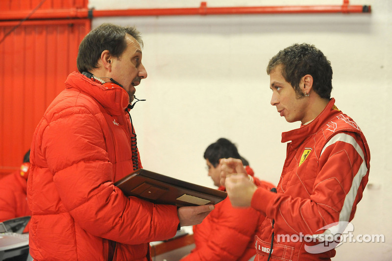 Valentino Rossi test ediyorFerrari F2008