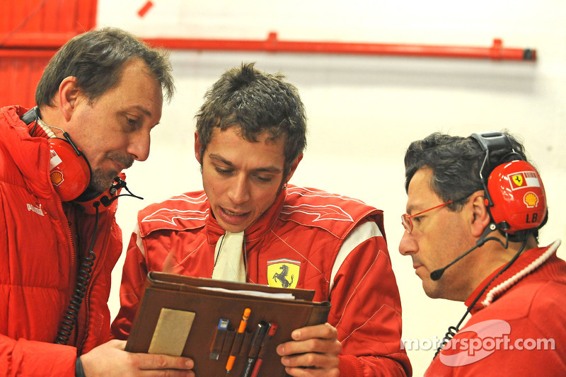 Valentino Rossi tests the Ferrari F2008