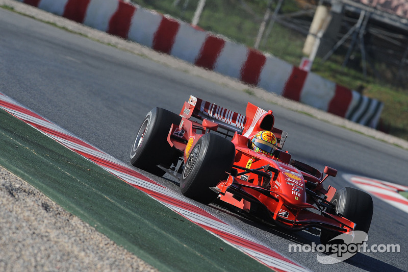 Valentino Rossi tes Ferrari F2008