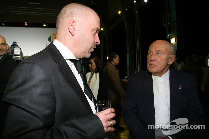 Mike Gascoyne, Lotus F1 Racing Chief Technical Officer en Sir Stirling Moss