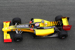 Vitaly Petrov, Renault F1 Team, R30