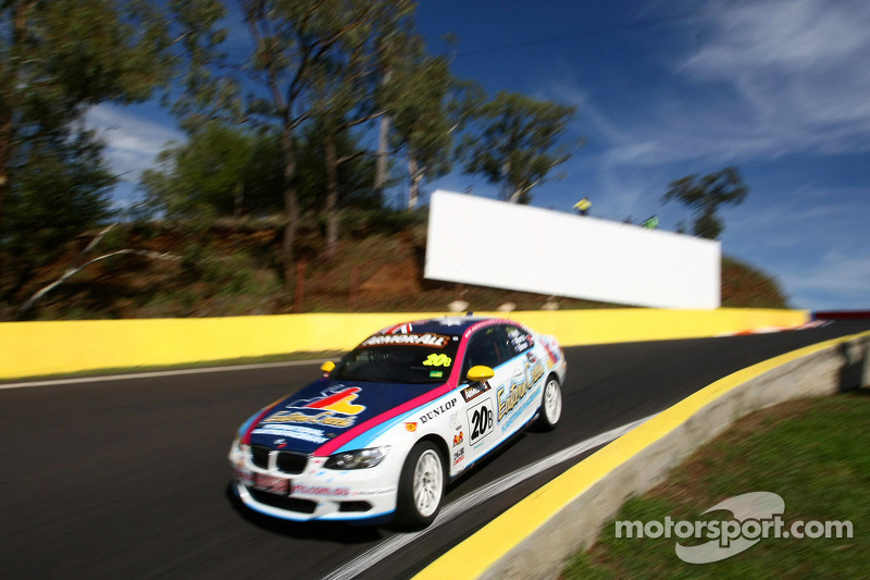 #20 Eastern Creek International Karting, BMW 335i: Garry Holt, Paul Morris, John Bowe