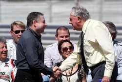 Jean Todt, Presidente de la FIA, Sir Jack Brabham, campeón del mundo F1 1959, 1969 y 1966