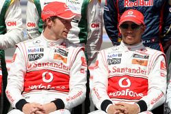 Дженсон Баттон, McLaren Mercedes и Льюис Хэмилтон, McLaren Mercedes