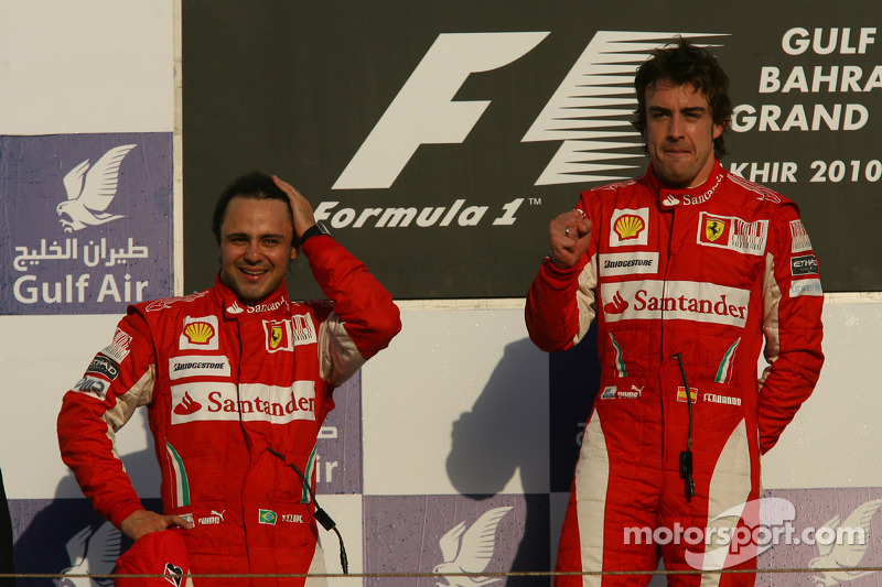 Podium: race winnaar Fernando Alonso, Scuderia Ferrari, 2de Felipe Massa, Scuderia Ferrari