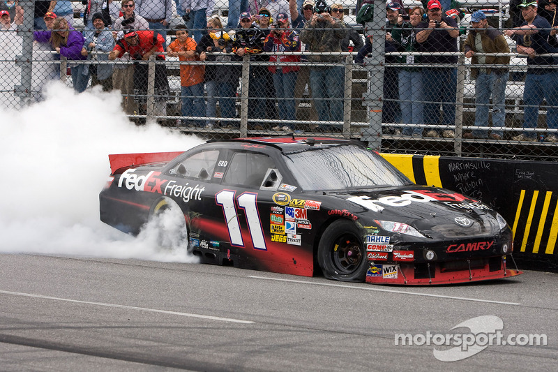 2010, Martinsville 1: Denny Hamlin (Gibbs-Toyota)