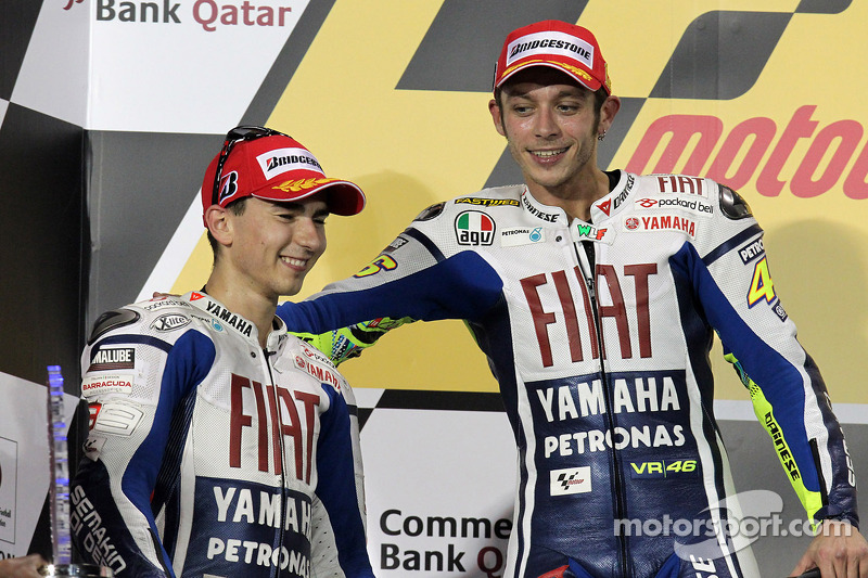 Podium: race winnaar Valentino Rossi, Fiat Yamaha Team 2de Jorge Lorenzo, Fiat Yamaha Team