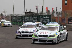 Augusto Farfus, BMW Team RBM, BMW 320si and Andy Priaulx, BMW Team RBM, BMW 320si