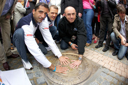 Hand imprint ceremonie: 2009 winnaars Marc Gene, Alexander Wurz en David Brabham