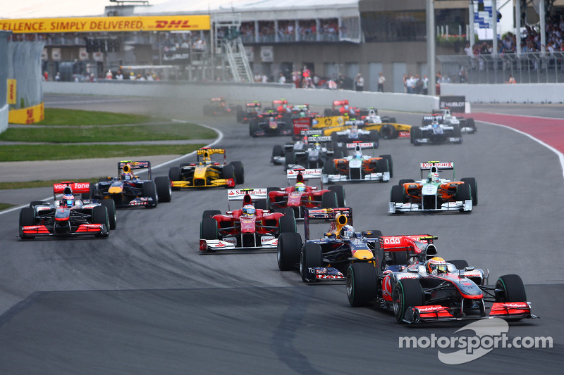 Start: Lewis Hamilton, McLaren Mercedes leads