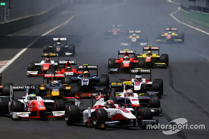 Нобухару Мацушита, ART Grand Prix, Оливер Роуленд, MP Motorsport, Лука Гьотто, Trident, Антонио Джовинацци, PREMA Racing, Сергей Сироткин, ART Grand Prix и Артем Маркелов, RUSSIAN TIME