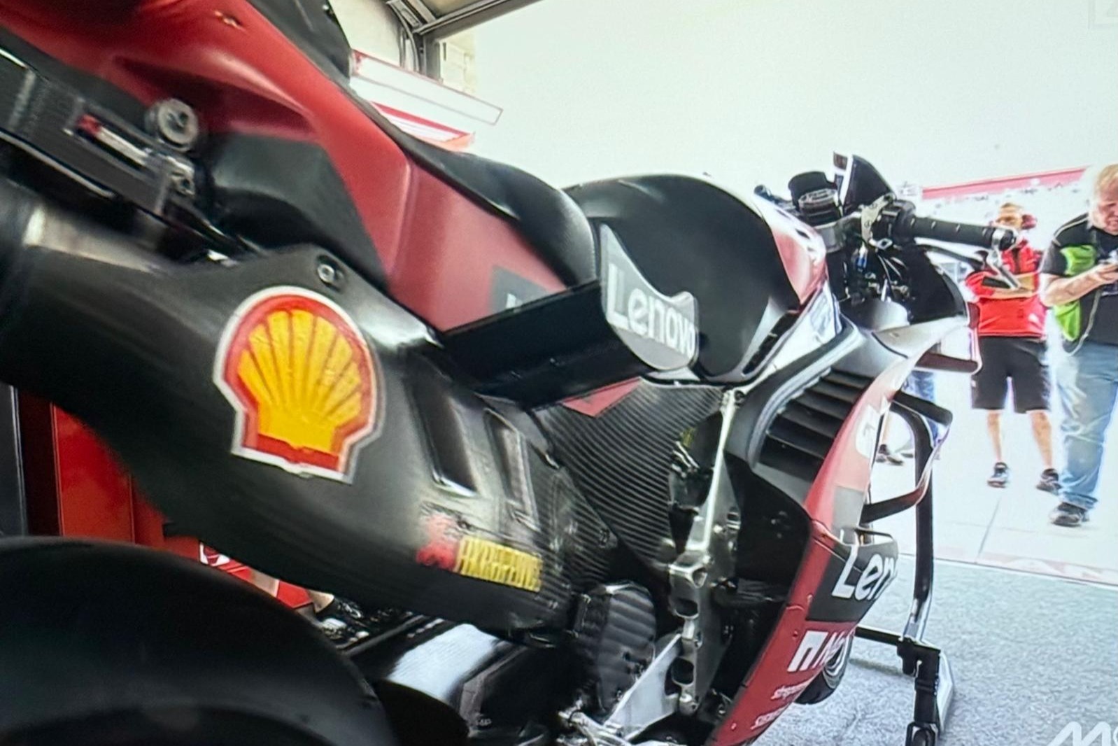 Nuevo alerón trasero lateral de pierna de la Ducati