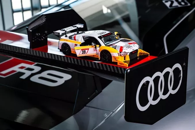 audi-r8-lms.webp