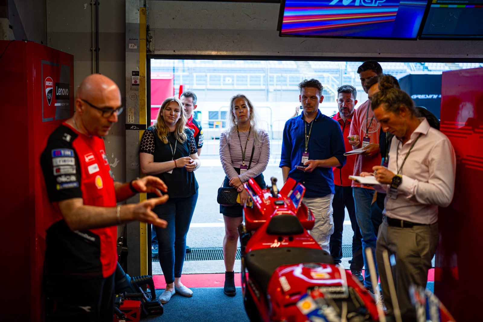 Gabriele Conti legt uit hoe de Ducati MotoGP-motor werkt.