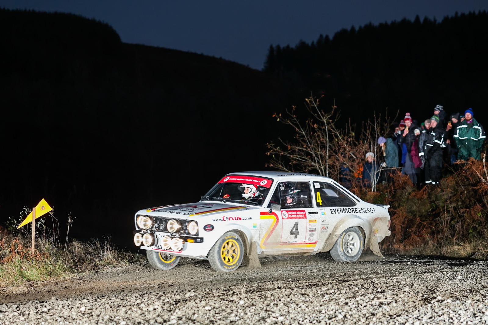 Pneus furados custaram caro para a oferta de Edwards