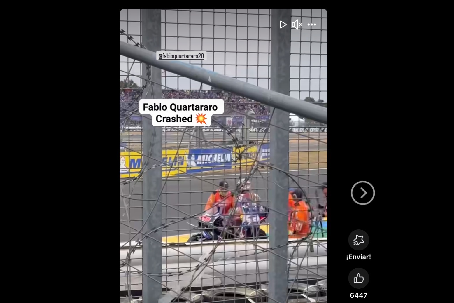 Momento en el que Fabio Quartararo lucha por recuperar la moto.
Pincha en la imagen para ir a ver el vídeo