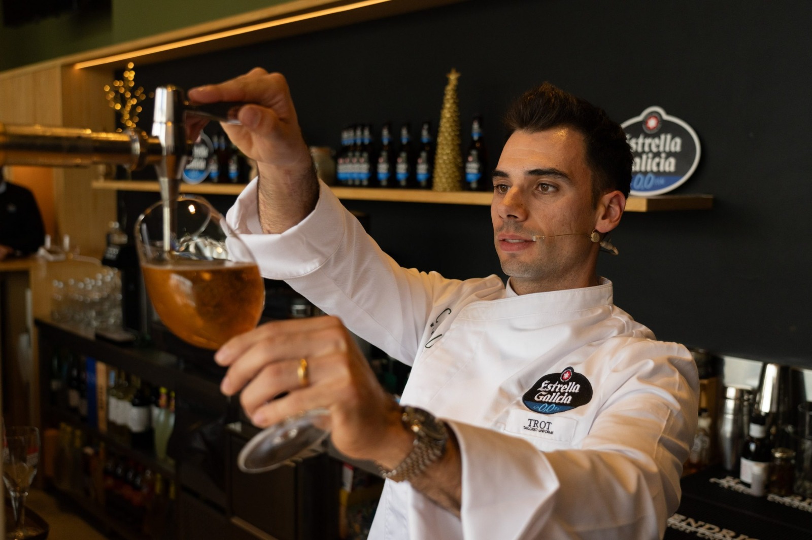 Miguel Oliveira en un evento de uno de sus patrocinadores personales