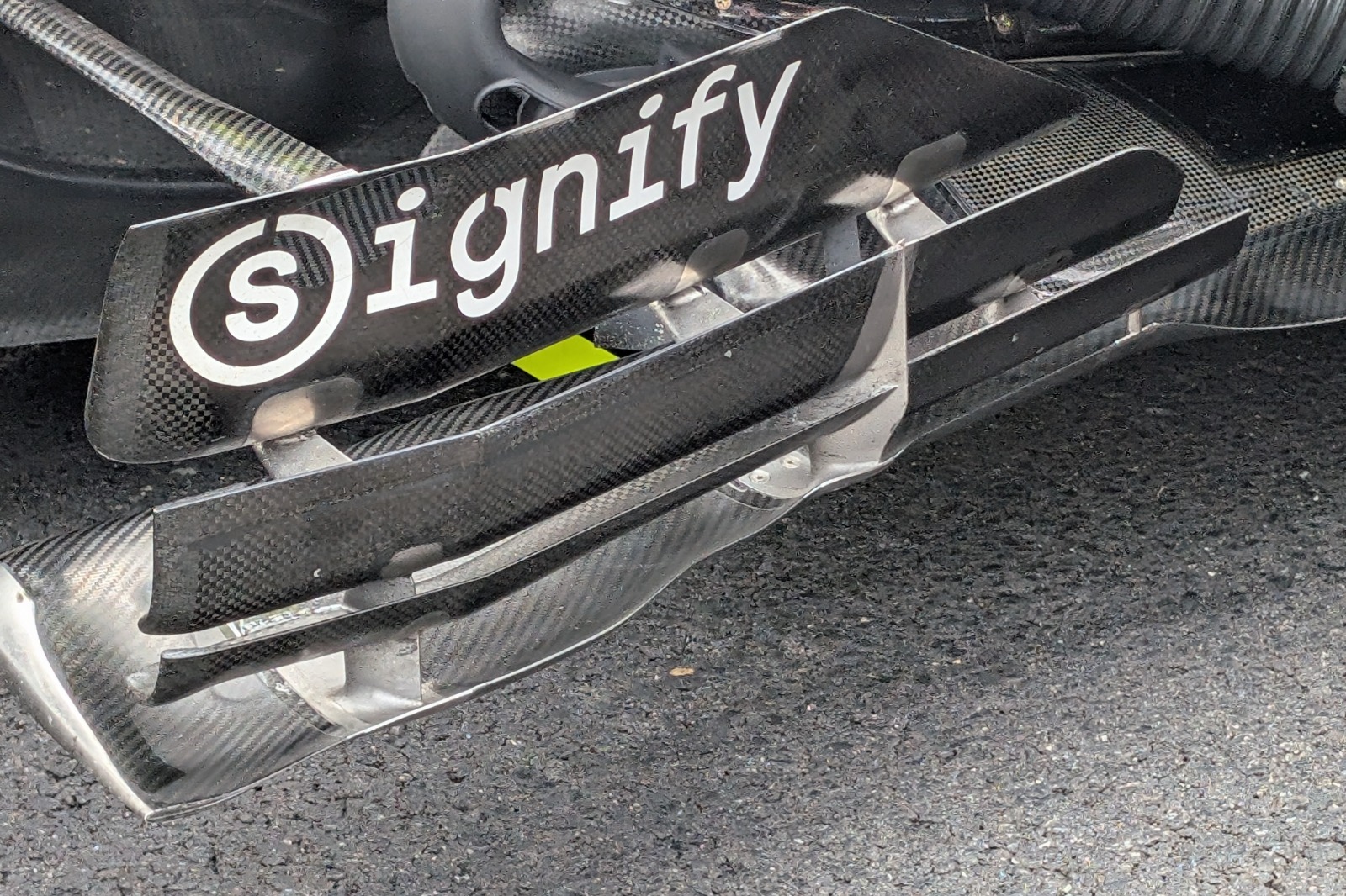 Mercedes' three-slat bargeboard