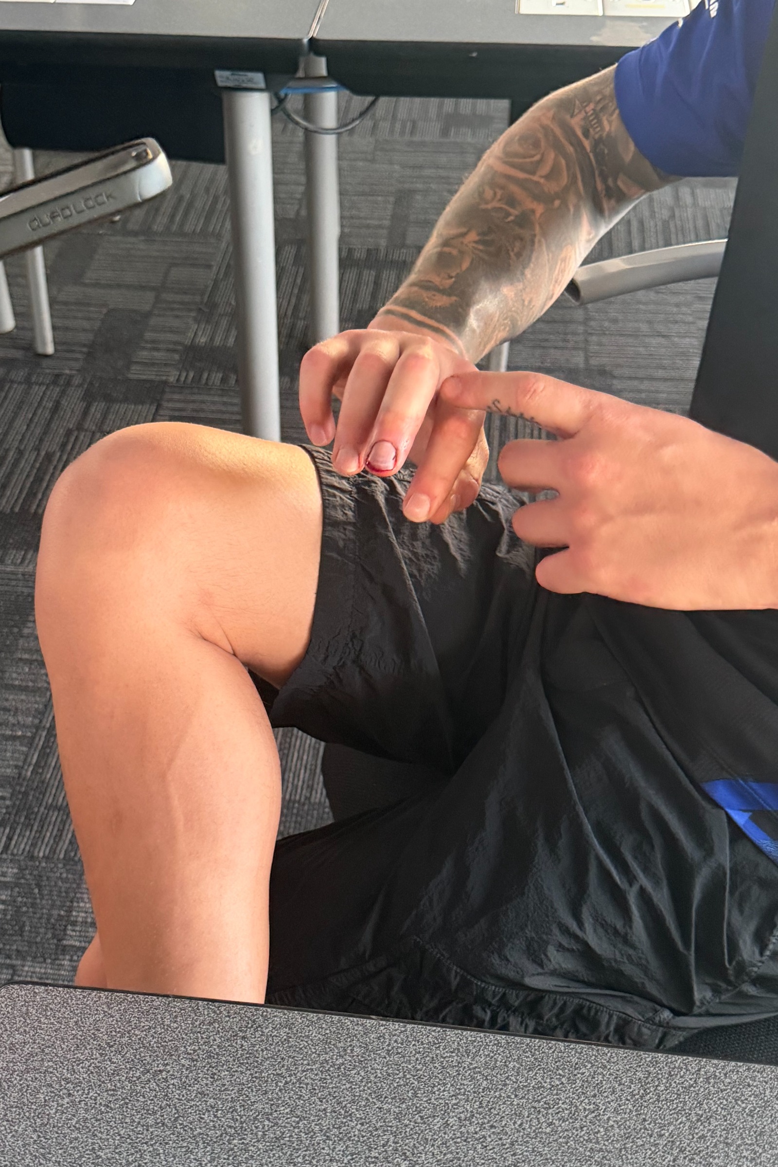 Fabio Quartararo se ha fracturado un dedo en la caída del test de Sepang