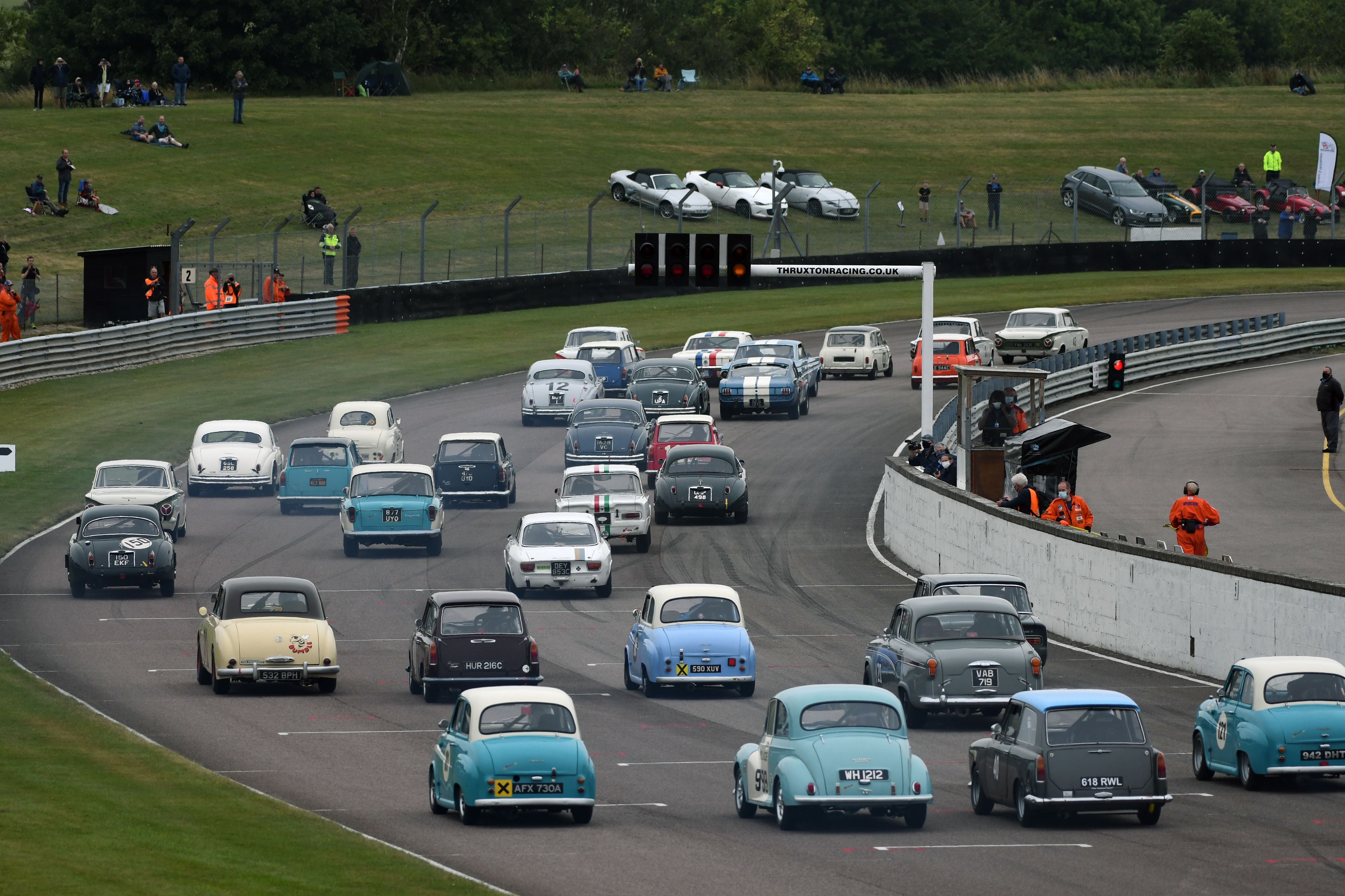 HRDC Thruxton 2020 start