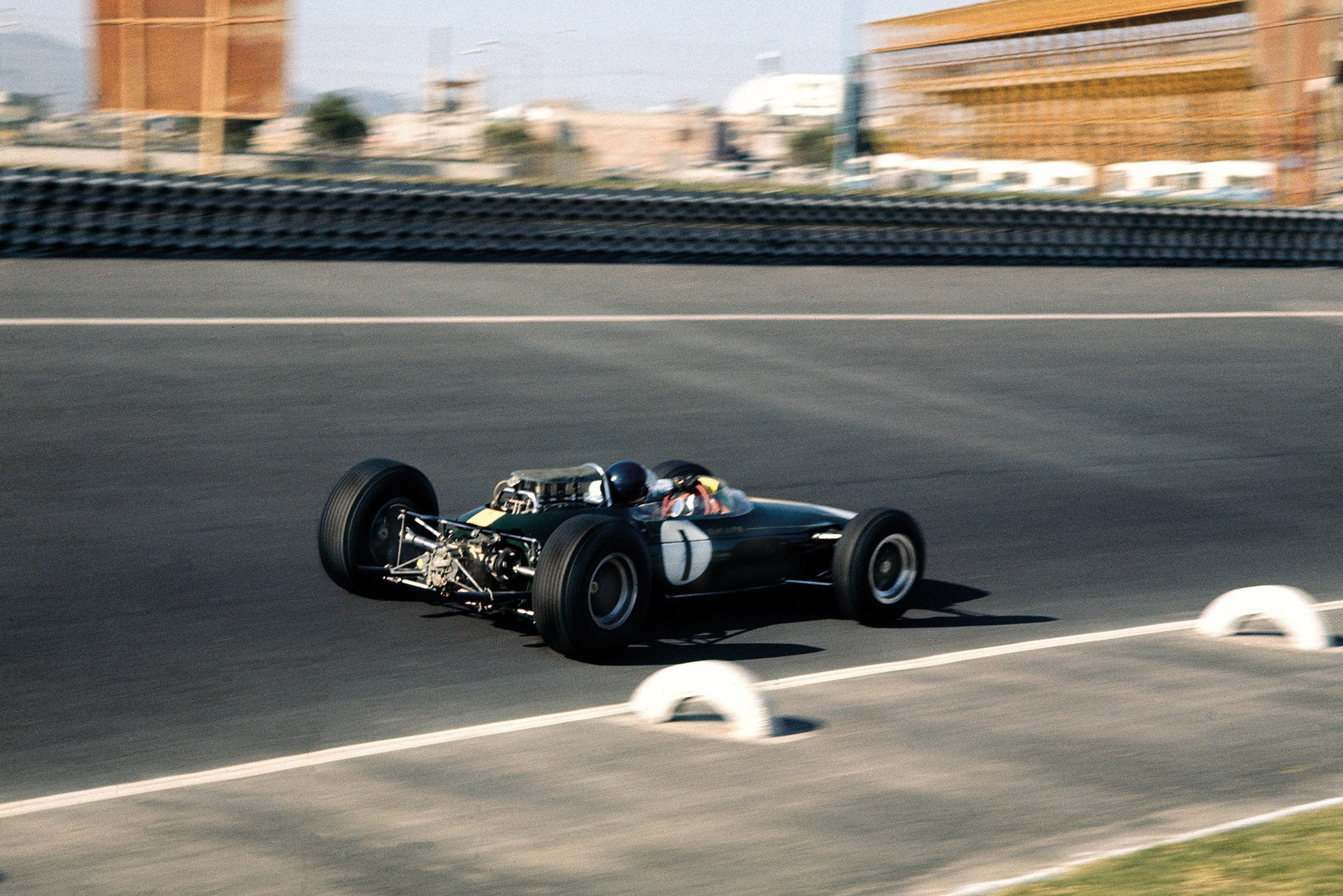 Poor reliability at 1964 Mexican GP cost Clark another title
