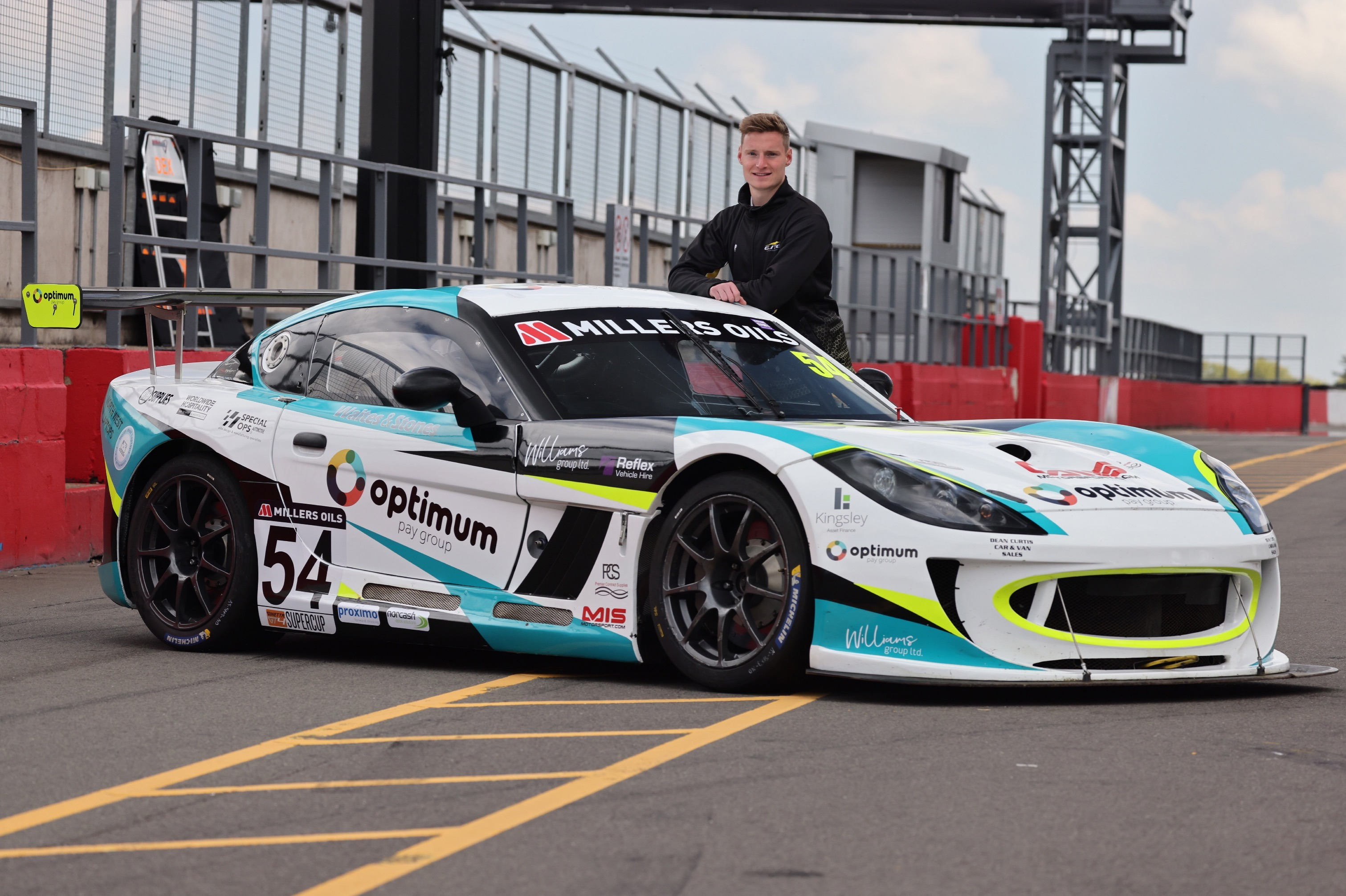 Adam Smalley, Ginetta GT4 Supercup