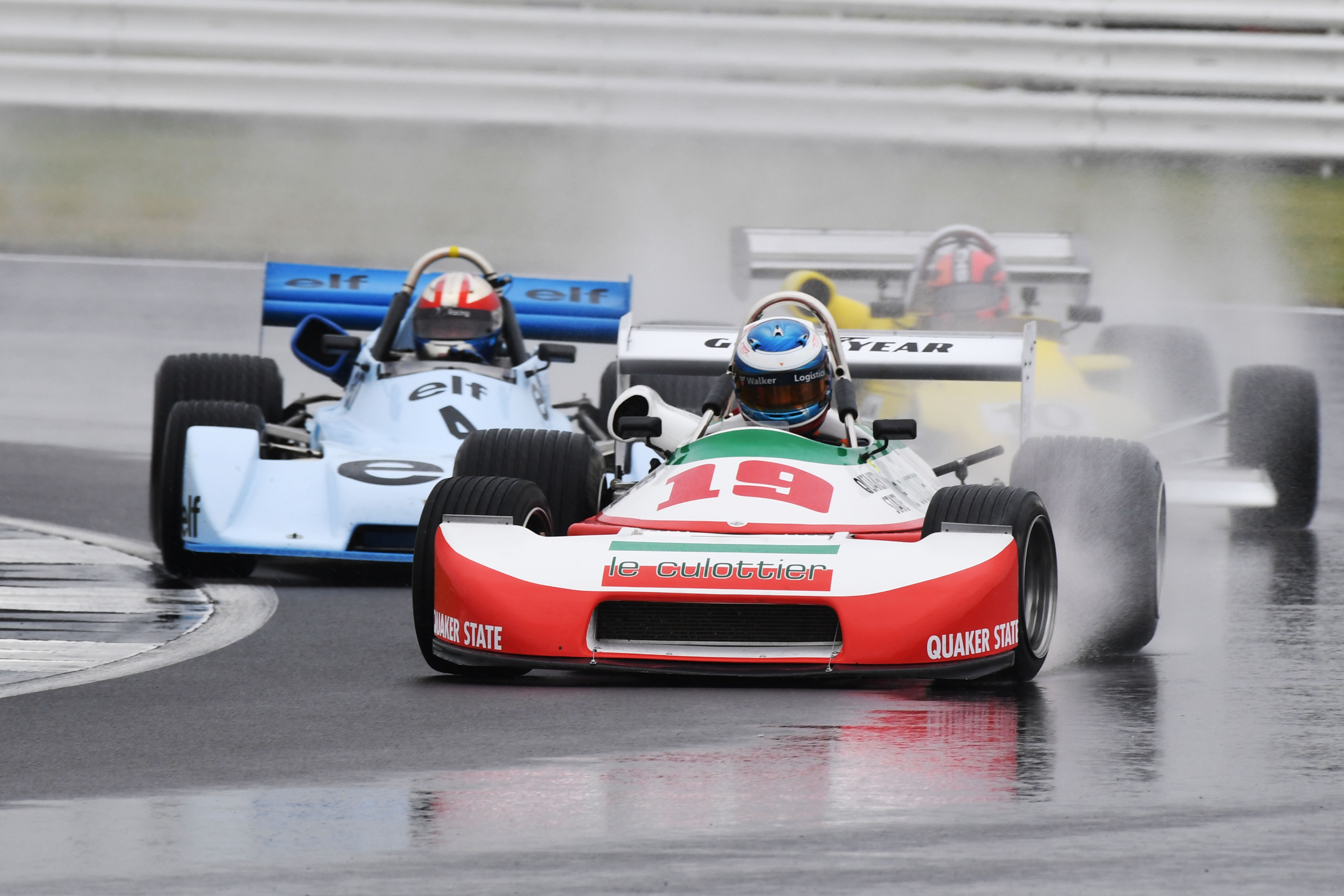 Griffiths starts as favourite in F2 contests