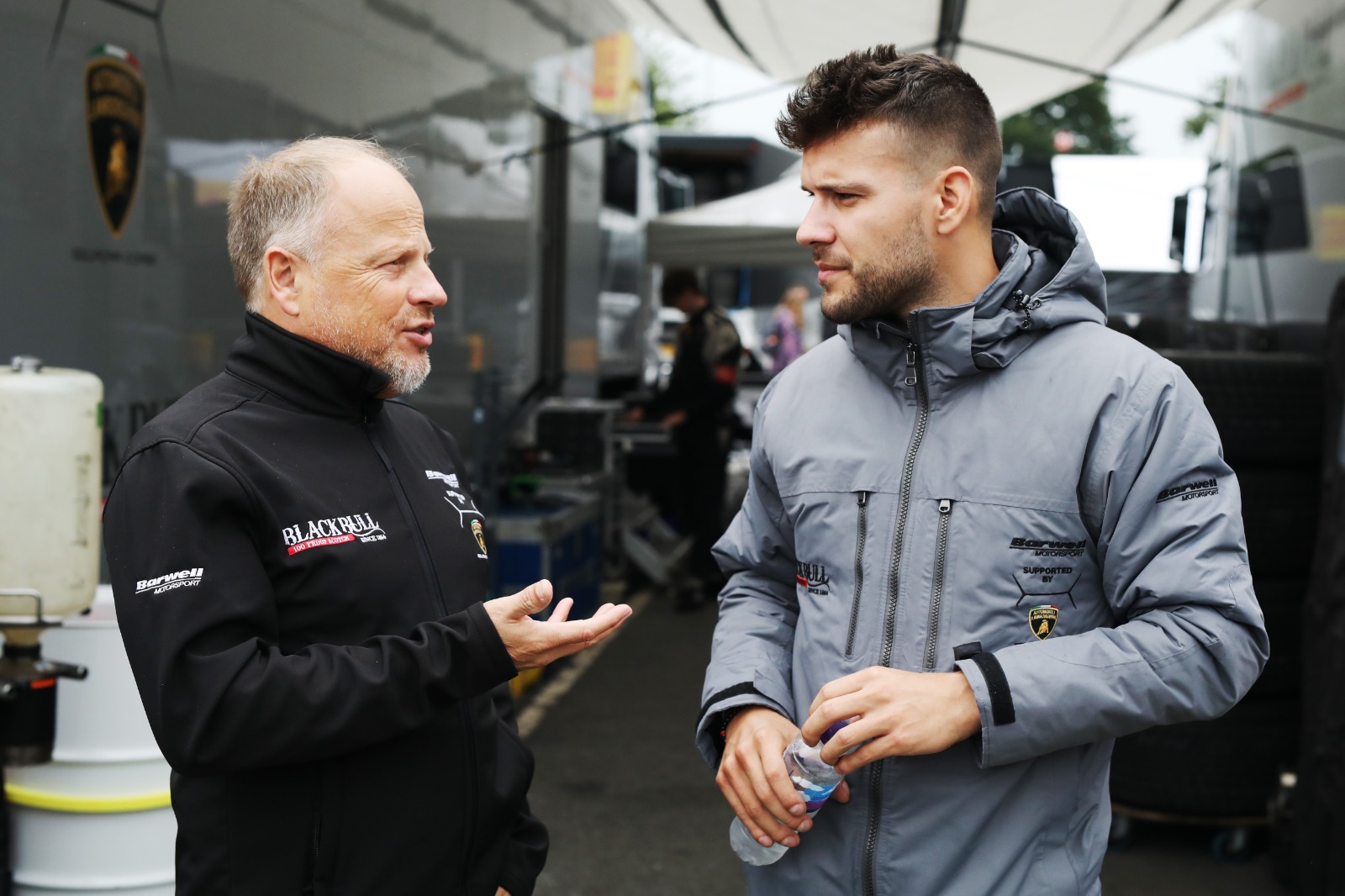 Lind (right, with team boss Mark Lemmer) clicked well with Barwell and was the year's fastest lap king 