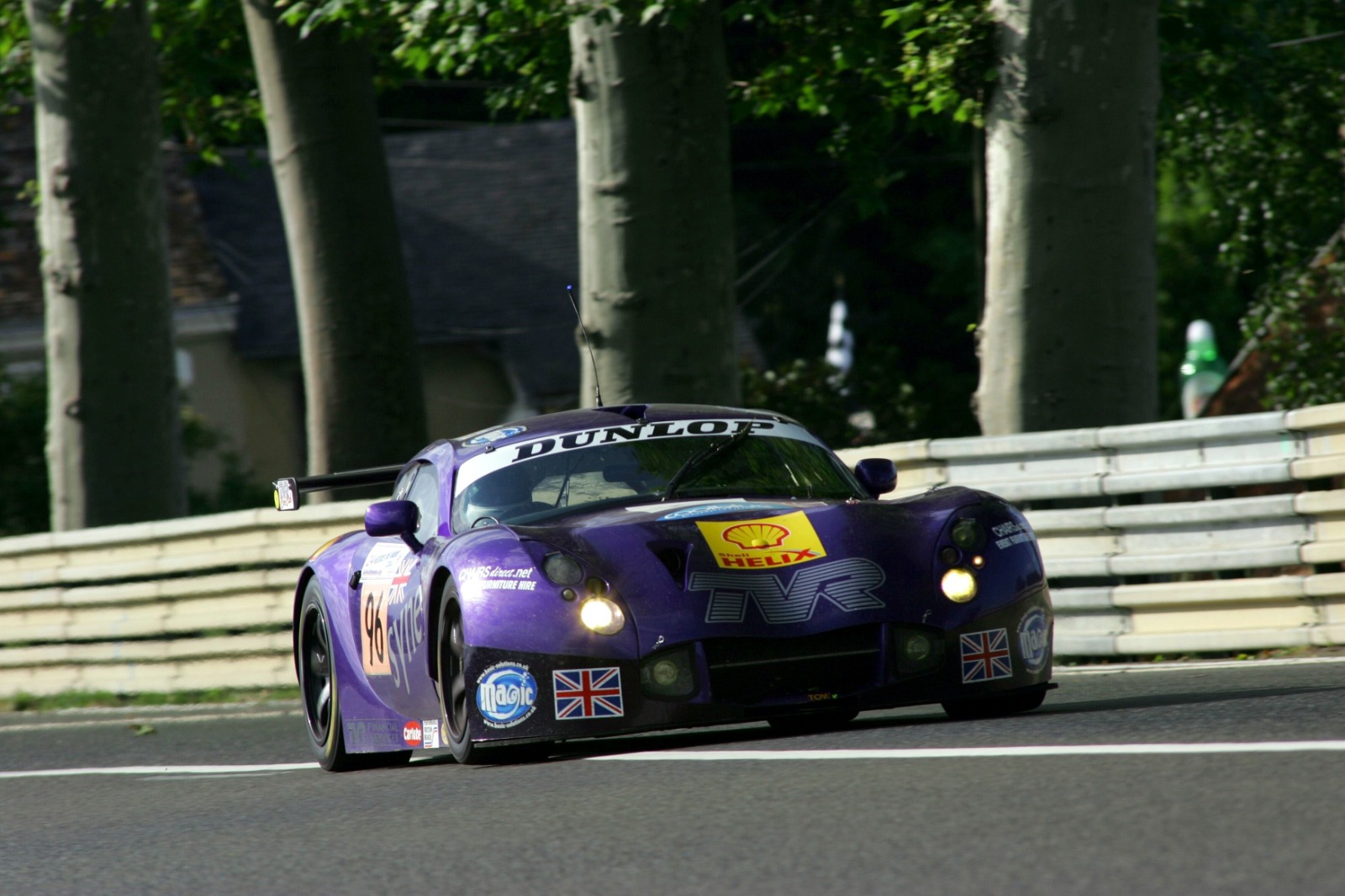 TVR Tuscan was the first car fielded under the Chamberlain-Synergy banner