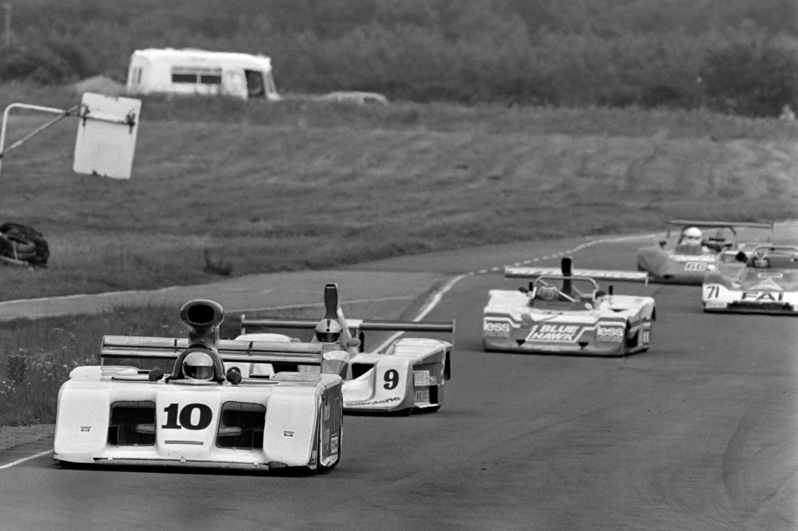 March 827 leads a gaggle
at Snetterton in 1987 as the series reached its zenith