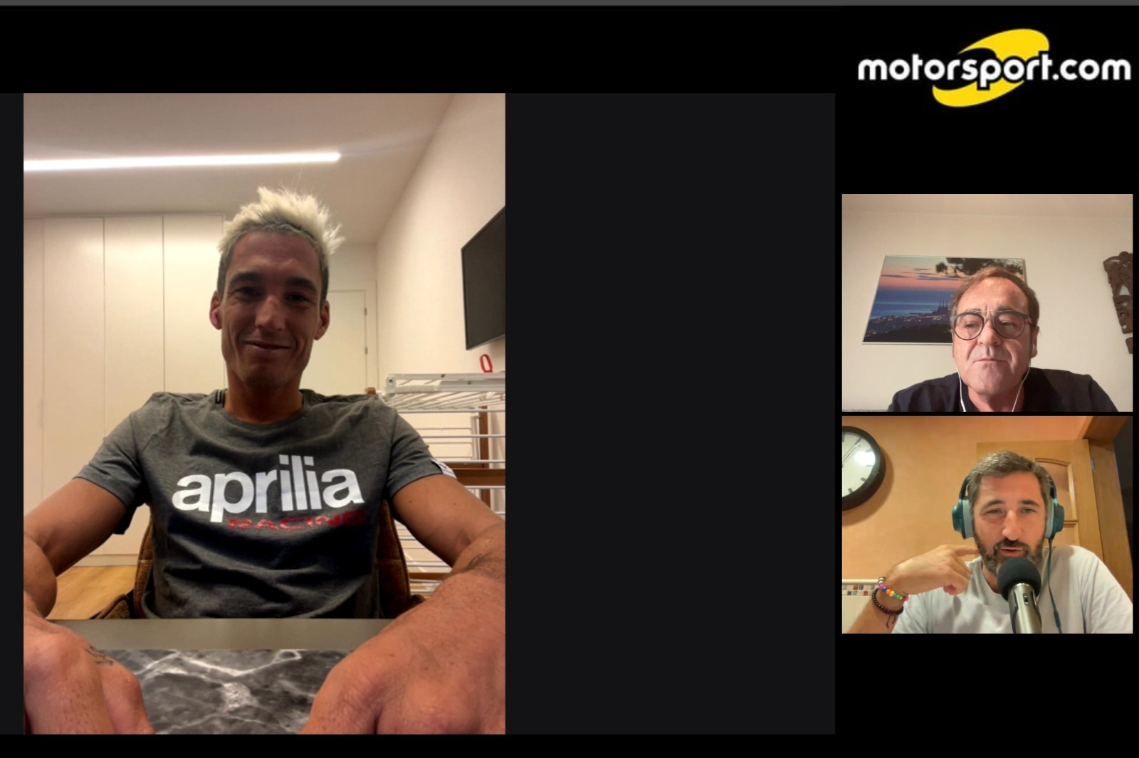 Aleix Espargaró, Aprilia, durante la grabación del podcast MotoGP de Motorsport.com