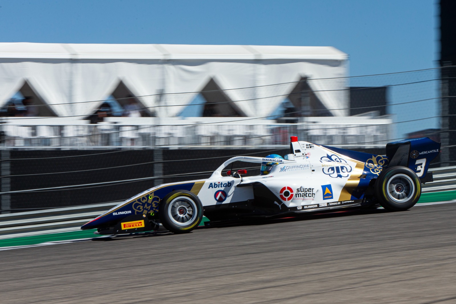 Maite Cáceres en la F1 Academy.