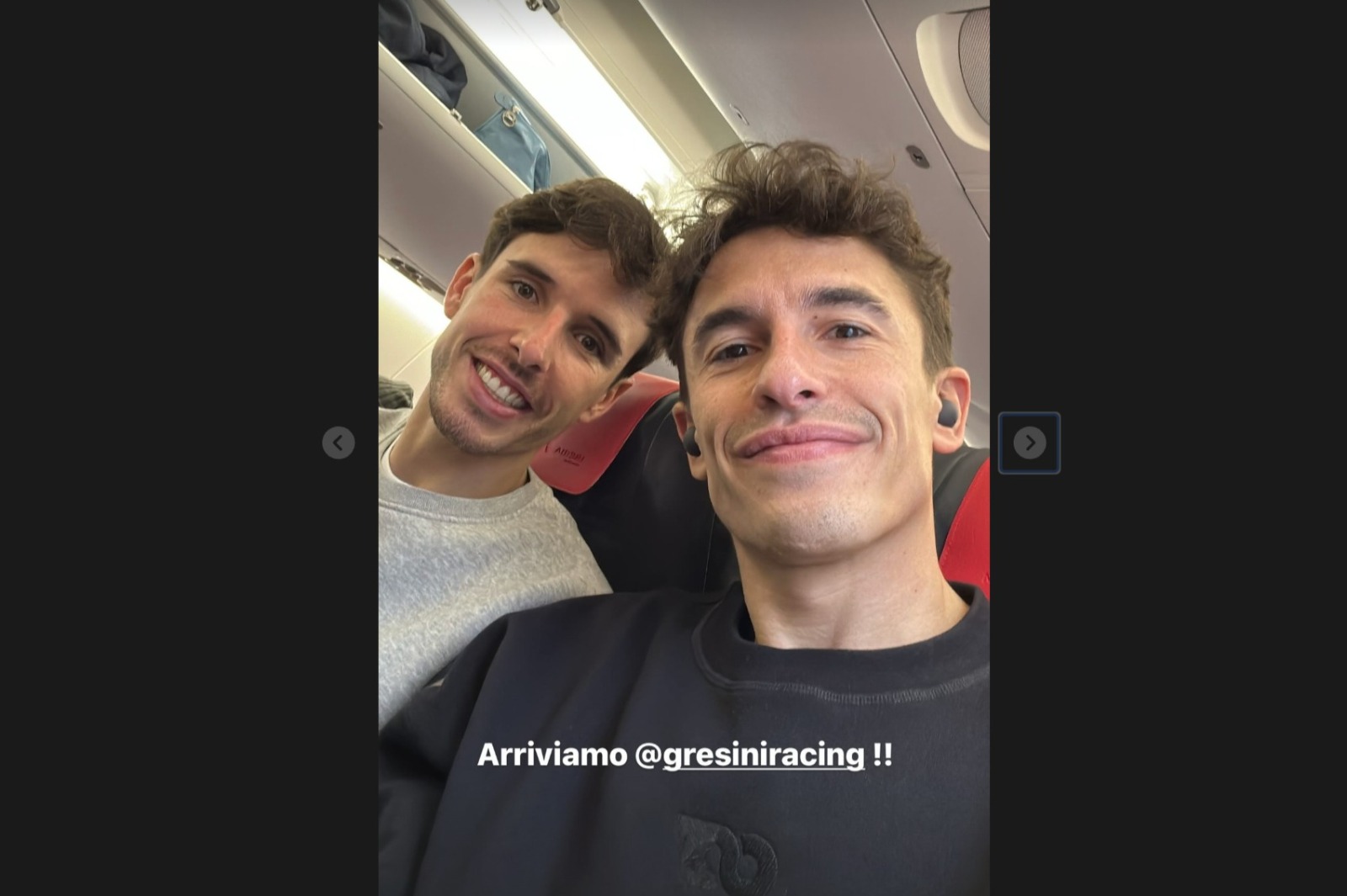 Marc Márquez han subido este jueves una foto, junto a su hermano Alex, antes de viajar a Bolonia, para visitar la fábrica de Ducati y conocer la sede de Gresini en Faenza