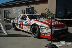 Neil Bonnett #21