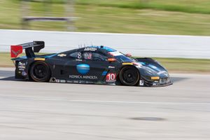 #10 Konica Minolta Corvette DP for Wayne Taylor Racing: Jordan Taylor, Ricky Taylor